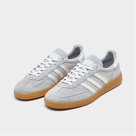 handball spezial finish line